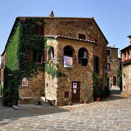 Montemerano-Saturnia House Apartment ภายนอก รูปภาพ