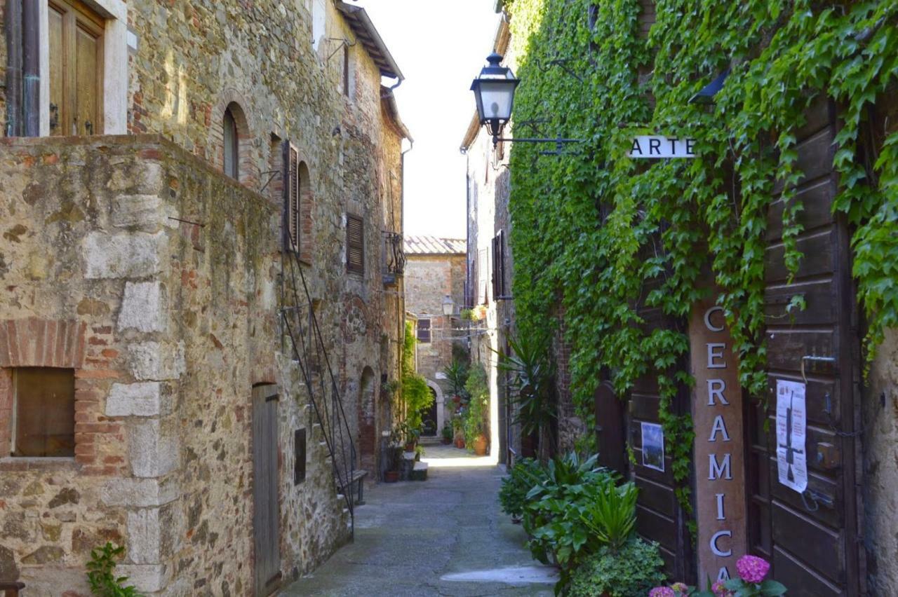 Montemerano-Saturnia House Apartment ภายนอก รูปภาพ