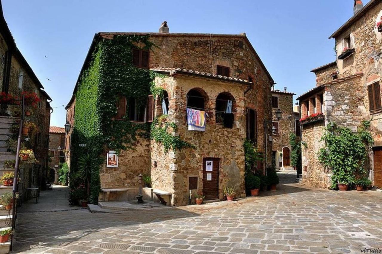 Montemerano-Saturnia House Apartment ภายนอก รูปภาพ